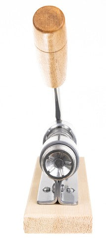 Spragtukas ant stovo