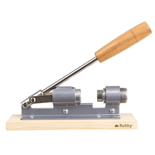 Spragtukas ant stovo