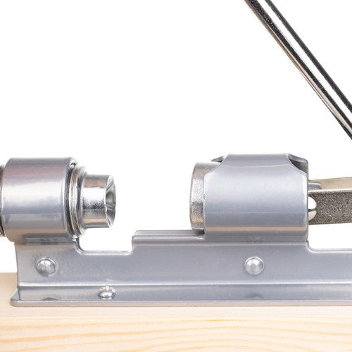 Spragtukas ant stovo