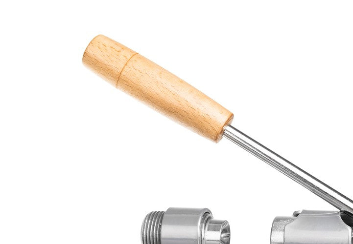 Spragtukas ant stovo