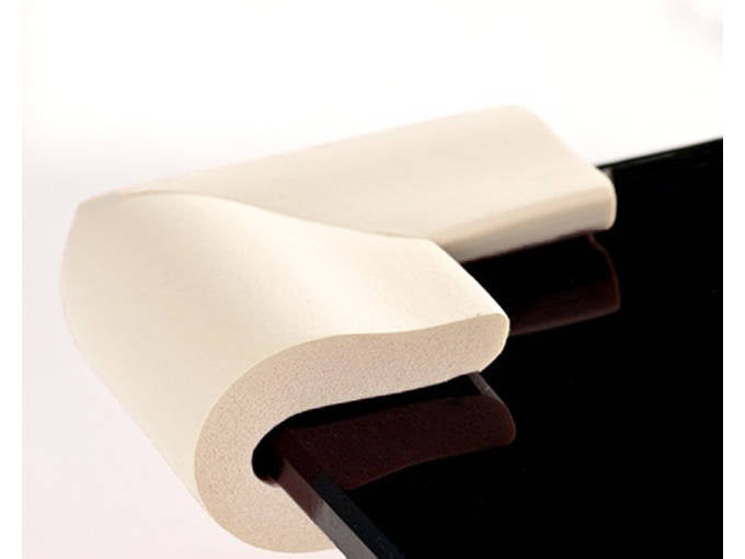 Baldų paviršiai putų kampų apsaugos x4