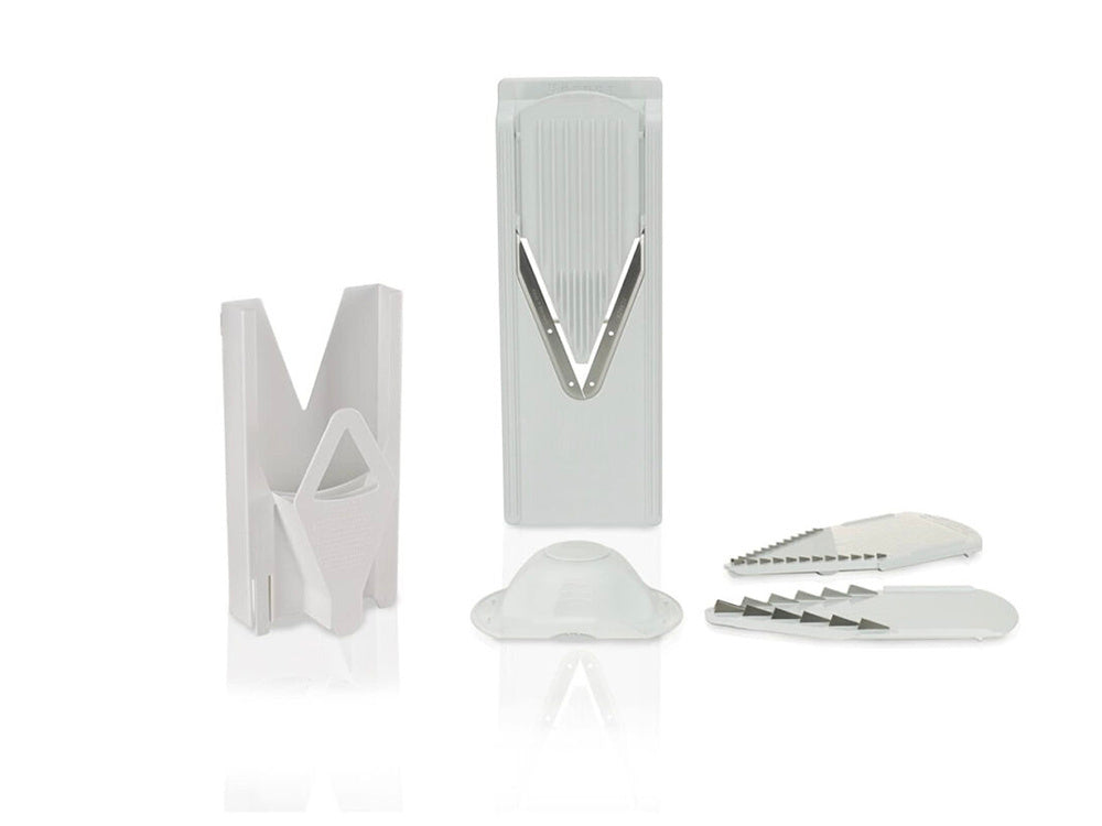 Pjaustyklė daržovių ir vaisių tarkavimo mašina