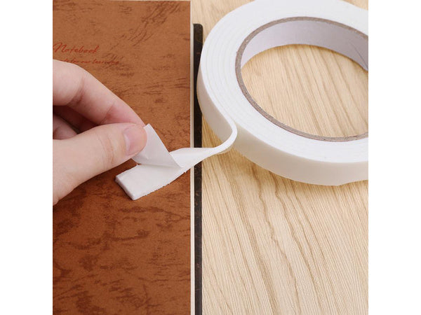 Dvipusė montavimo putų juosta itin stipri