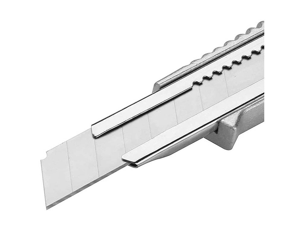 Tapetų peilis metaliniais ašmenimis 18 mm nulaužiama geležtė