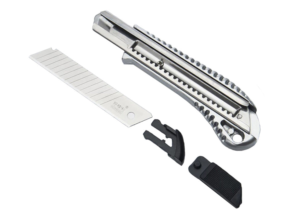 Tapetų peilis metaliniais ašmenimis 18 mm nulaužiama geležtė