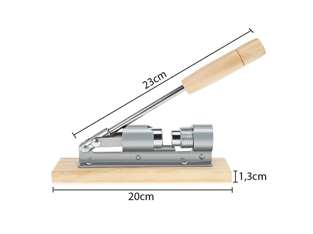 Riešutų krautuvėlė ant tvirto plieninio pagrindo