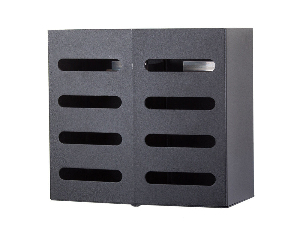 Ant sienos montuojamas stalo įrankių organizatorius su nusausintuvu