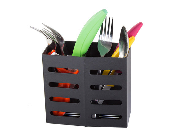 Ant sienos montuojamas stalo įrankių organizatorius su nusausintuvu