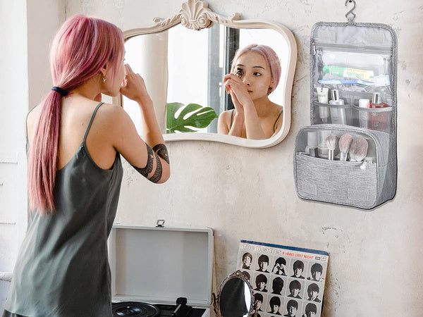 Kosmetikos kelionių pakabinamas vonios kambario organizatorius