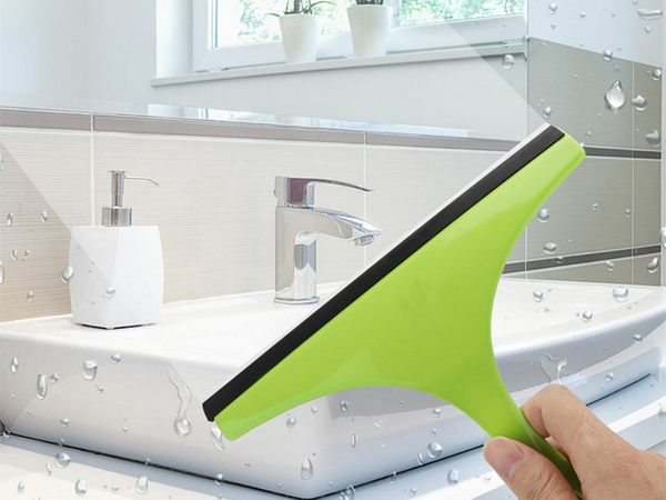 Langų valymo valytuvas su langų vandens rankena