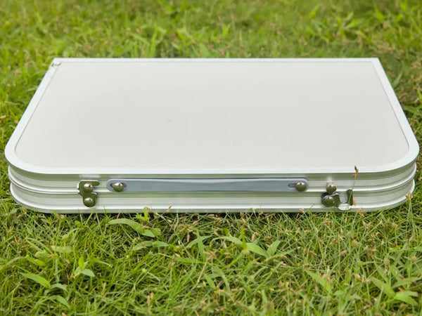 Sulankstomas stalas palapinės lagaminui