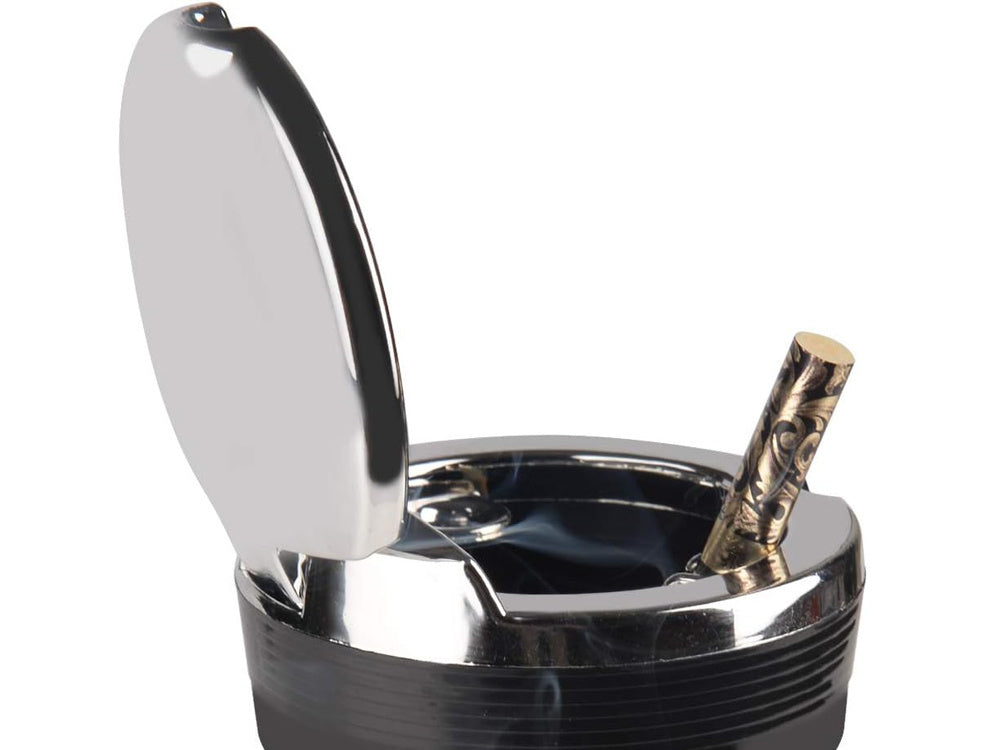 Automobilio peleninės krepšelis vietoj puodelio