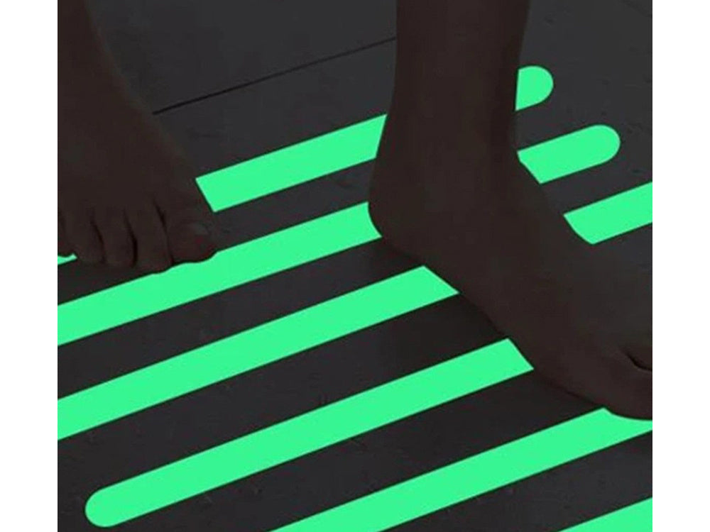 Tamsiai šviečianti fluorescentinė lentelė 5 m