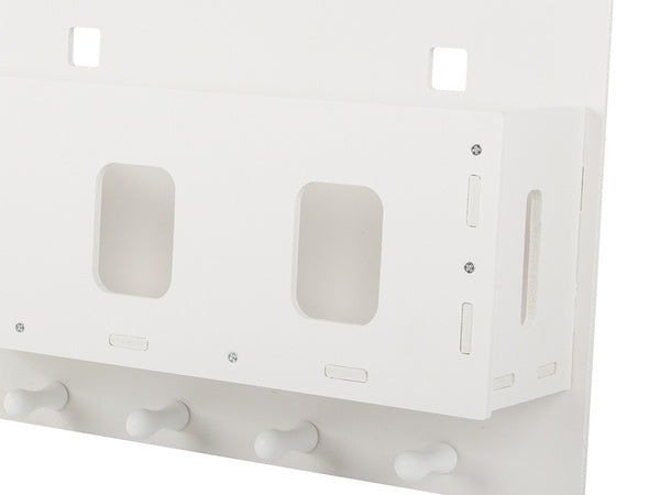 Organizatoriaus pakabinama lentyna vonios kambario spintelė