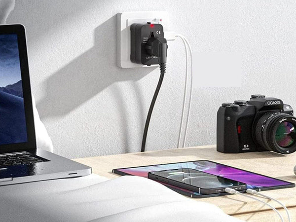 Adaptieriaus kištukinis jungiklis uk usa eu aus universal 2x usb worldwide