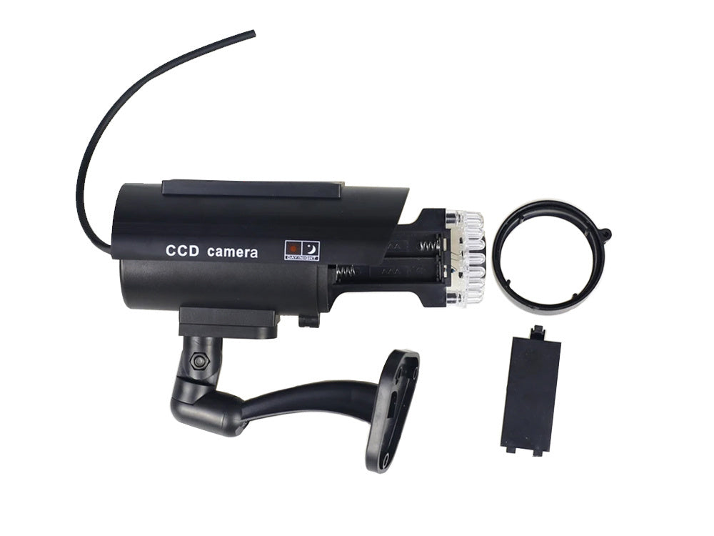 Fiktyvi kamera ir led stebėjimo saulės lauko sieninė kamera su mirksinčiu diodu