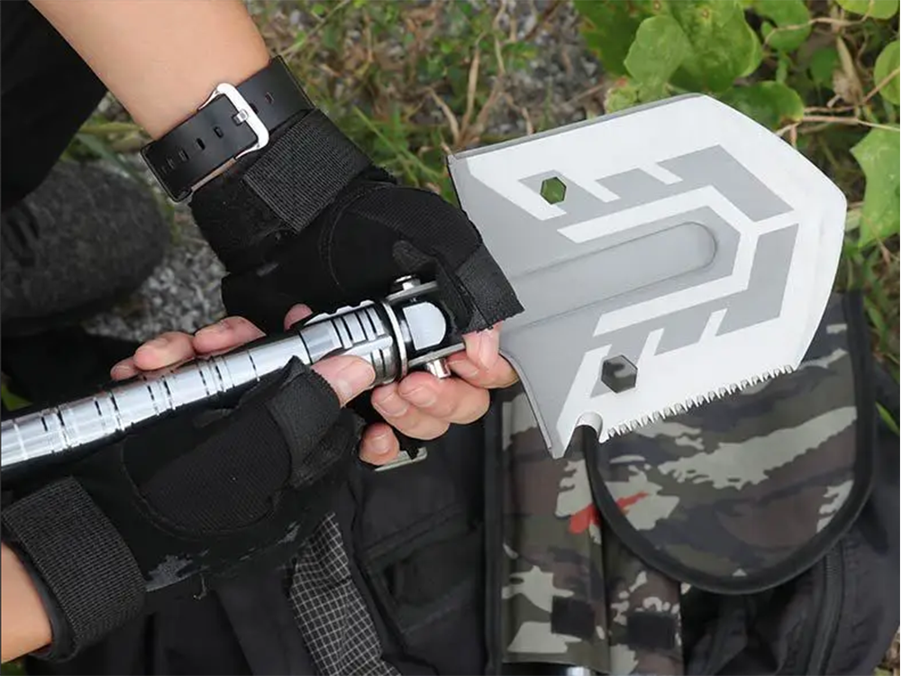 Sulankstomas kastuvas karinis atvejis pjūklas daugiafunkcinis išgyvenimo esminis