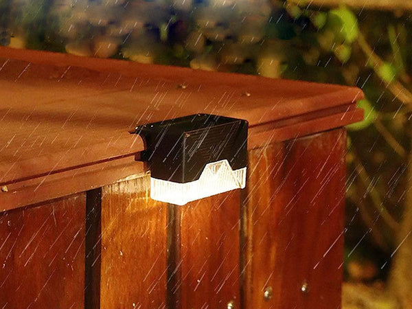 Saulės šviesos 4 vnt vadovaujama sodo laiptų terasos tvoros sutemų jutiklis