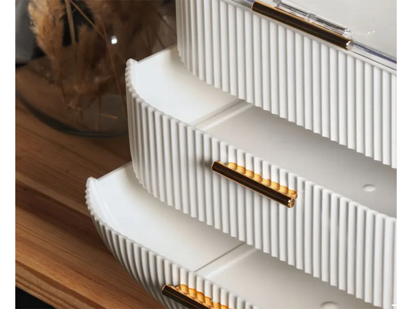 Kosmetikos organizatorius su stalčiais erdvus, su didele rankena elegantiškas