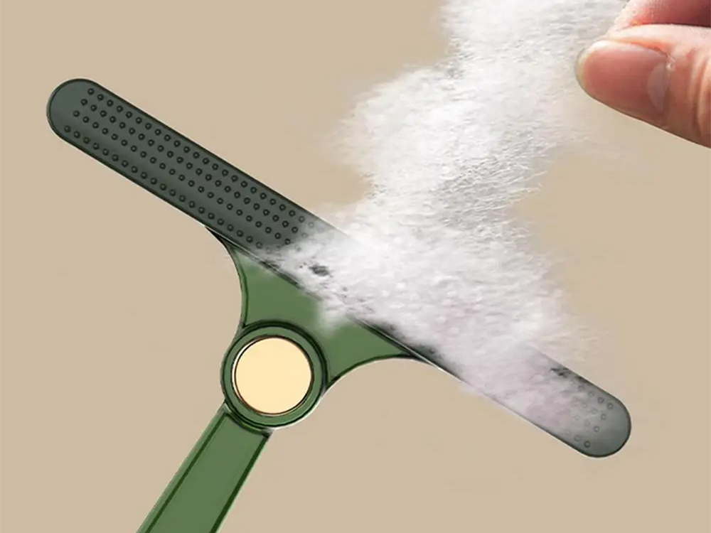 Šunų plaukų valymo nuo kilimų ir kiliminių dangų dvipusis šepetys