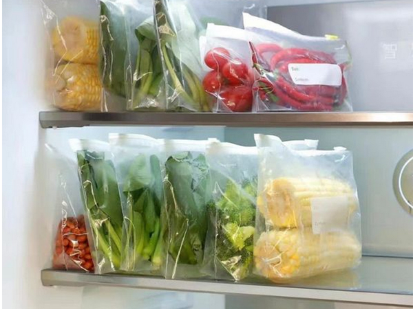 Sandarūs sandarinimo plėvelės maišeliai maistui 1200ml 15 vnt.