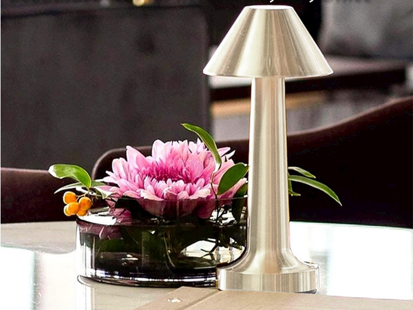 Miegamojo stalo naktinė lemputė lietimui jautri lempa 3 žingsnių belaidis, Sidabras, Szín, Ezüst