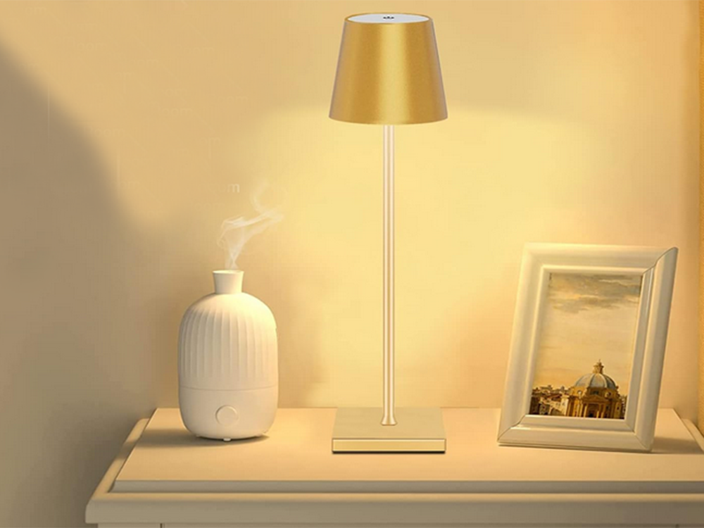 Stalo naktinė lemputė lietimui jautri lempa 3 žingsnių aukštas belaidis usb, Auksinis, Szín, Aranysárga