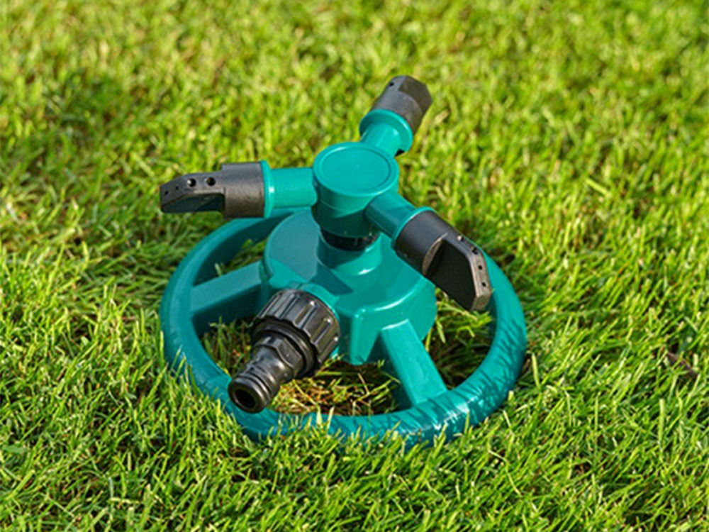 Sodo žolės laistytuvas rotacinis 360° reguliuojamas sodo žolės laistytuvas