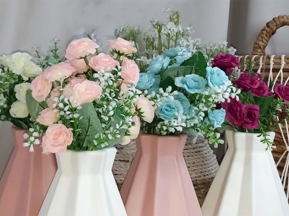 Skandynawise vazonas su gėlėmis 20cm flake