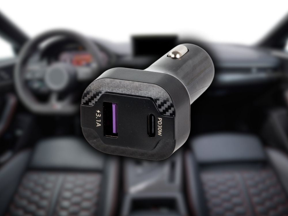 Greitas automobilinis įkroviklis usb-c 30w ir usb-a 15w, skirtas cigarečių uždegiklio lizdui