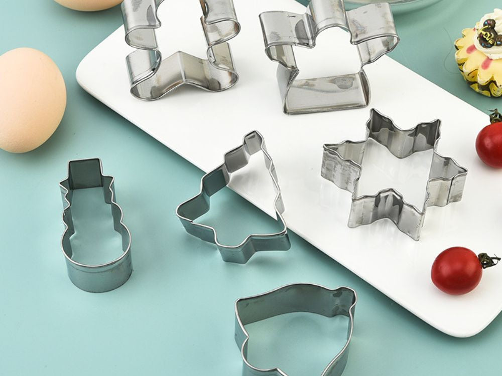 Kepimo skardos 6 dalių kalėdinių meduolių rinkinys plienas