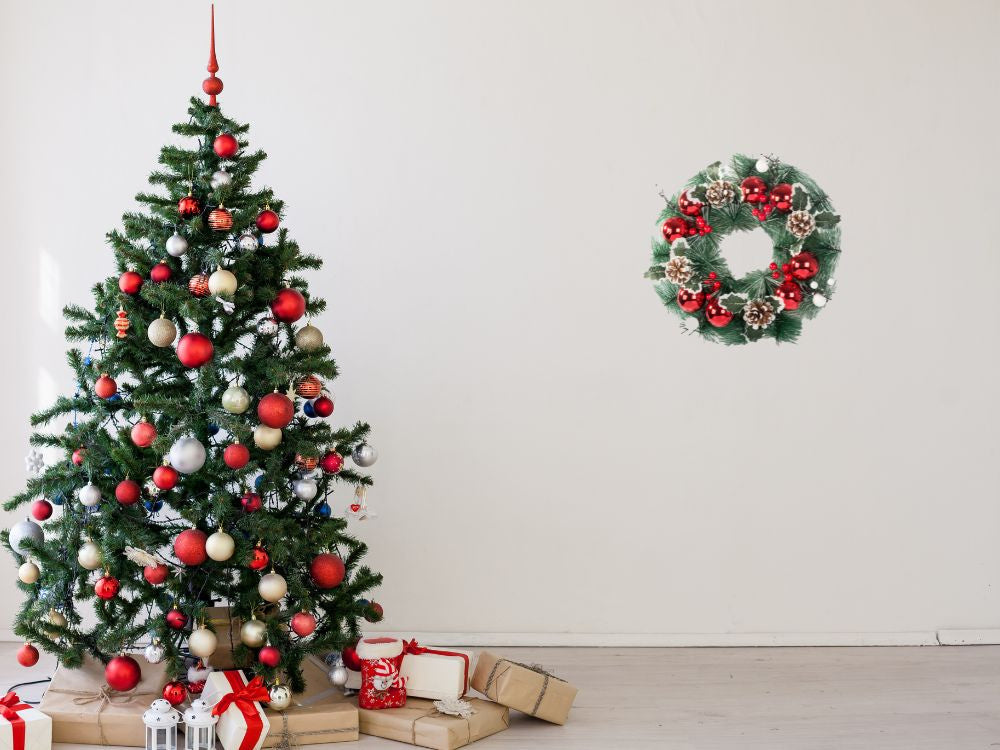 Kalėdinė dekoratyvinė girlianda raudona ir balta kalėdinė dekoratyvinė girlianda