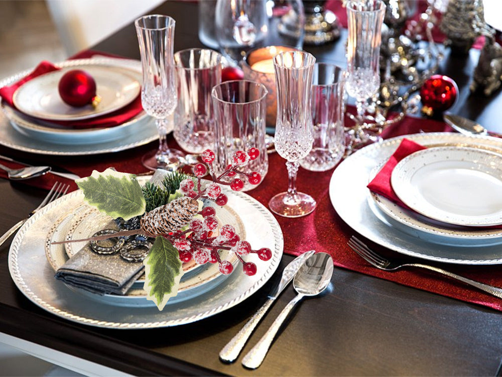 Kalėdinės dekoracijos rowan stalo puošyba kalėdinis stalas