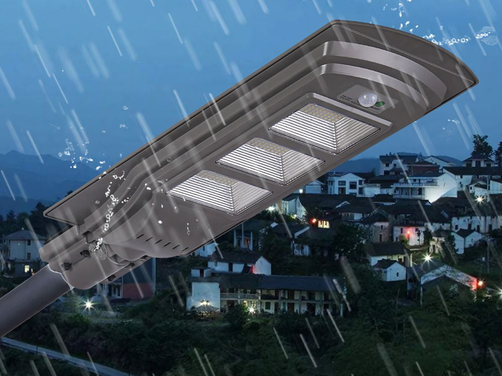 Saulės gatvės žibintas su nuotolinio valdymo judesio ir sutemų jutikliu ip65