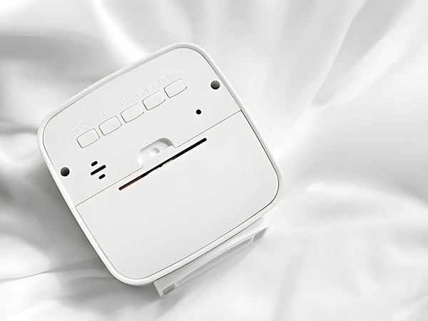 Žadintuvas su data ir temperatūra su snaudimo funkcija lcd drėgmės ore, Baltas, Szín, Fehér