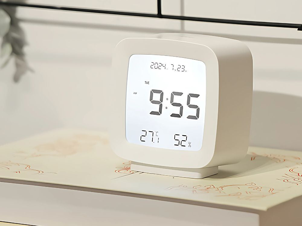 Žadintuvas su data ir temperatūra su snaudimo funkcija lcd drėgmės ore, Baltas, Szín, Fehér