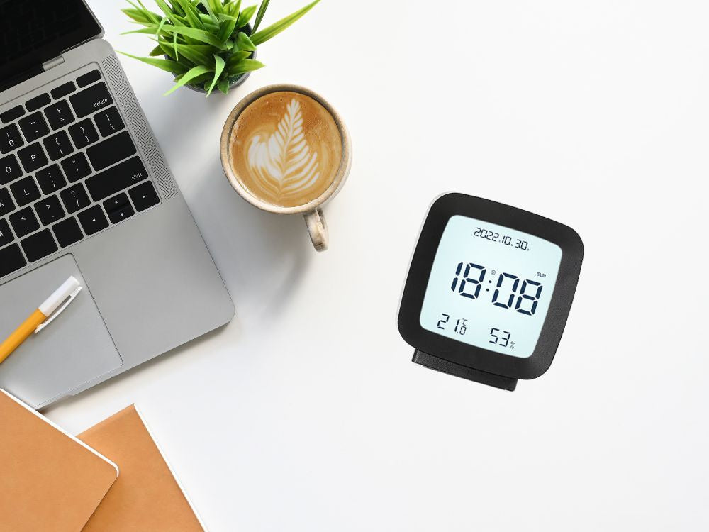 Žadintuvas su data ir temperatūra su snaudimo funkcija lcd drėgmės ore, Juoda, Szín, Fekete