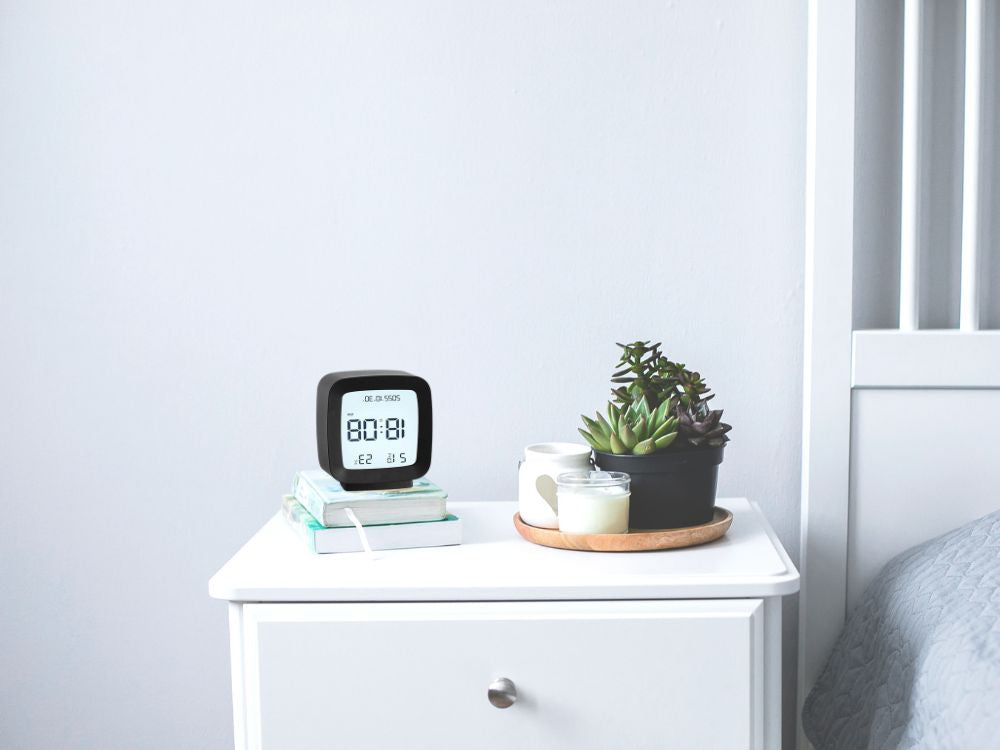 Žadintuvas su data ir temperatūra su snaudimo funkcija lcd drėgmės ore, Juoda, Szín, Fekete