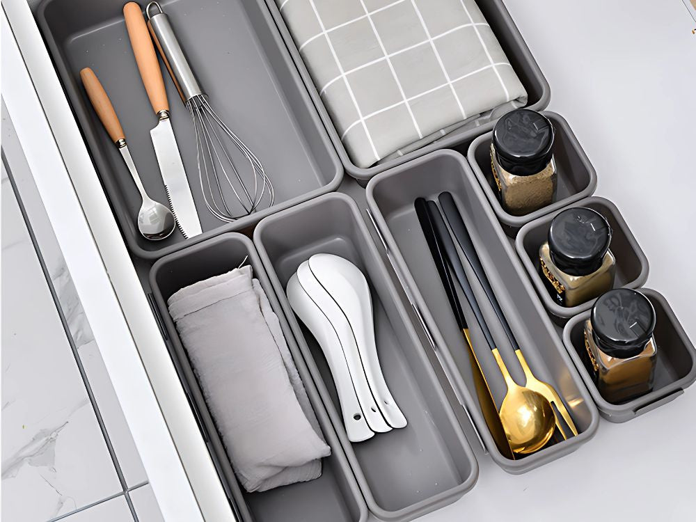 Organizatorių rinkinys 8 vnt. Smulkmenų dėklų plastikinių stalčių dėžučių