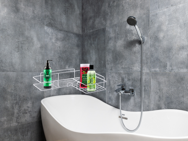 Palėpės kampinė vonios kambario dušo lentyna, kabanti ant kablio, balta, Baltas, Szín, Fehér