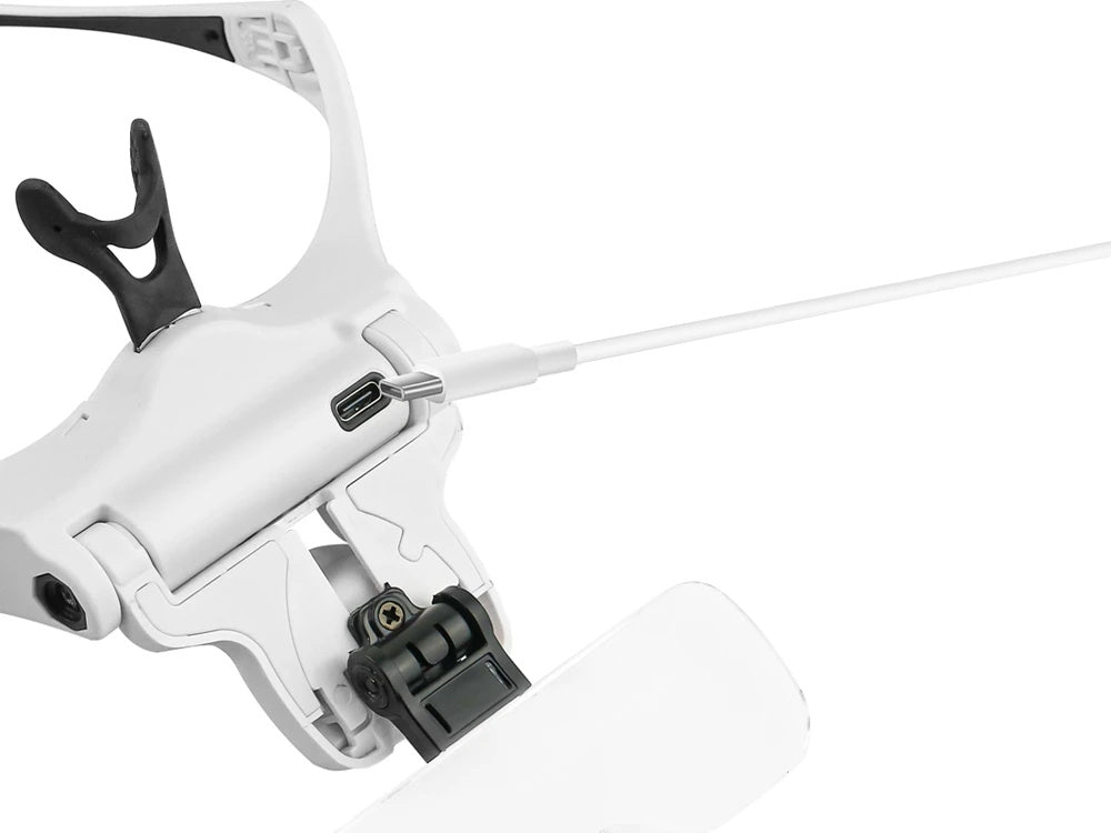 Priekinis didinamasis stiklas su 4 led lemputėmis 3,5 tikslumo priekinis žibintas profesionalus