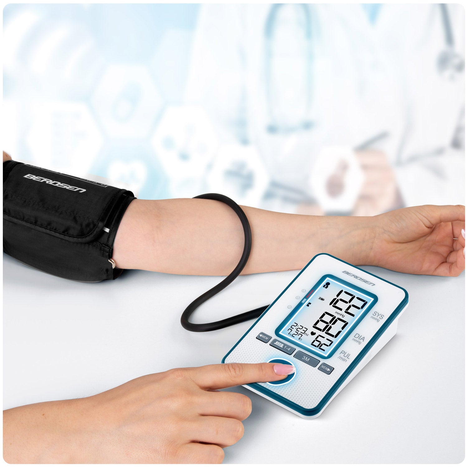 BD-121 "Berdsen" rankinio slėgio matuoklis