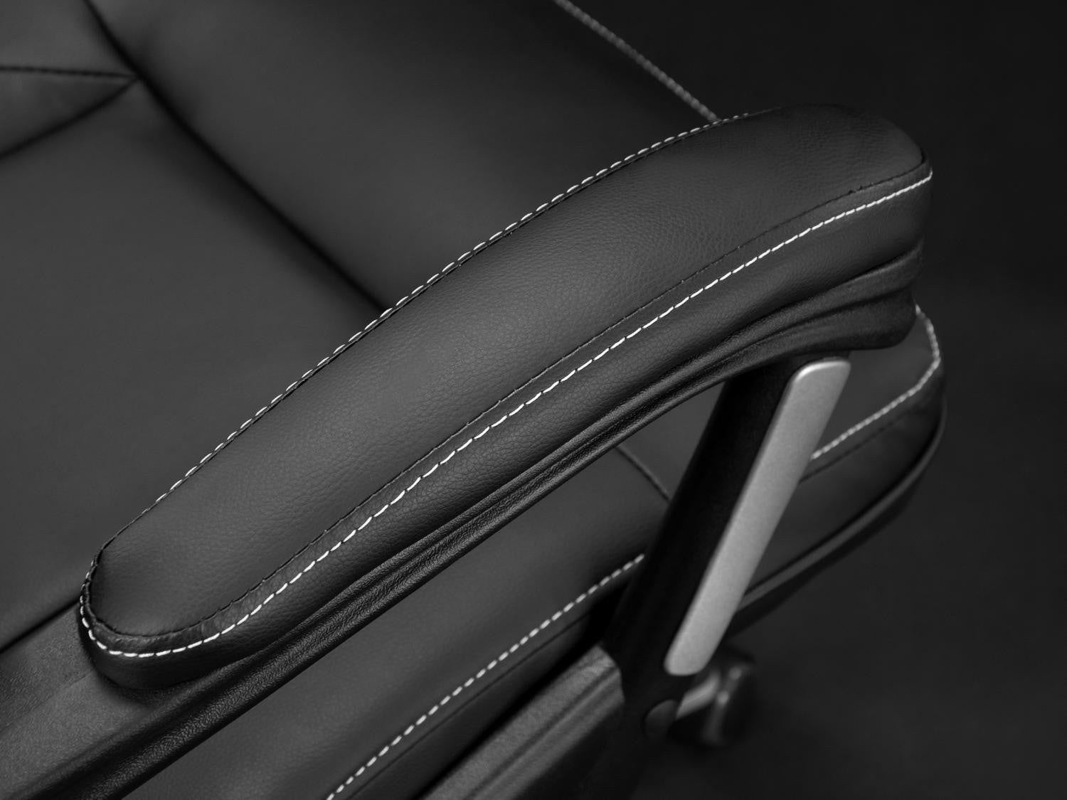 Sofotel EG-222 juoda odos biuro kėdė