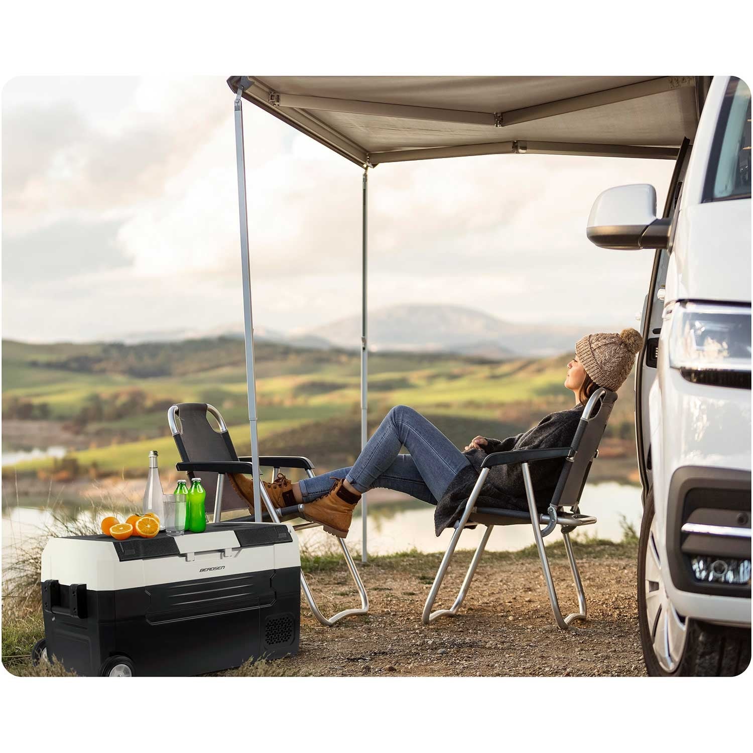 Turistinis Icemax 400 Berdsen 32 litrų kompresoriaus šaldytuvas - juodas