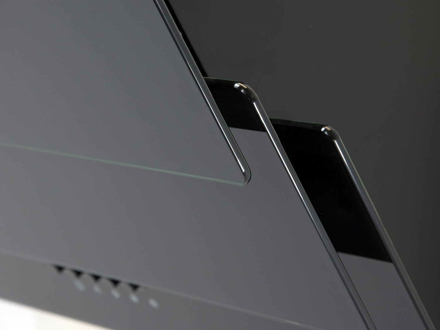 Virtuvės kamino dangtelis 60 cm Berdsen BT-212 juodas