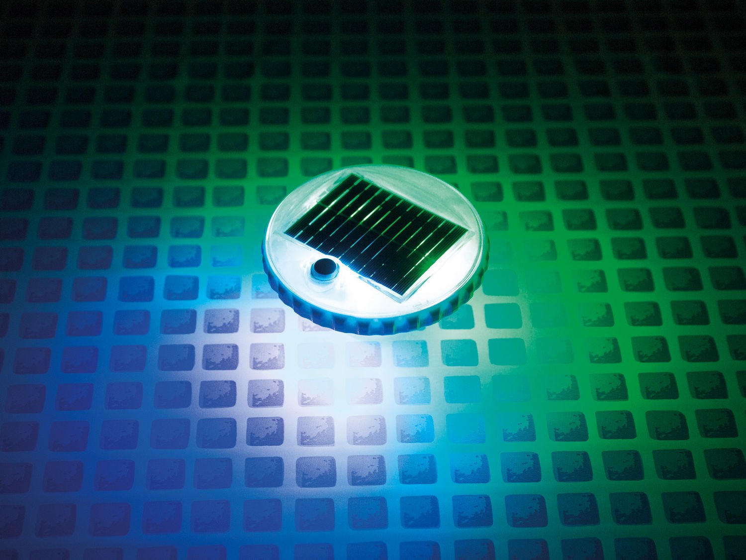 INTEX 28695 plaukiojantis saulės šviesos diodo lempas