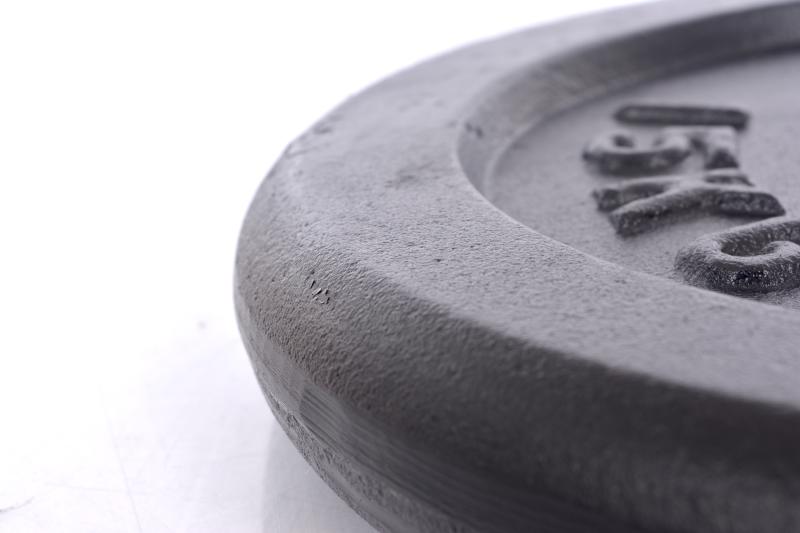 Stalo svorio diskas barbelėms ir manteliams (plaketa) 15 kg (31,5 mm)