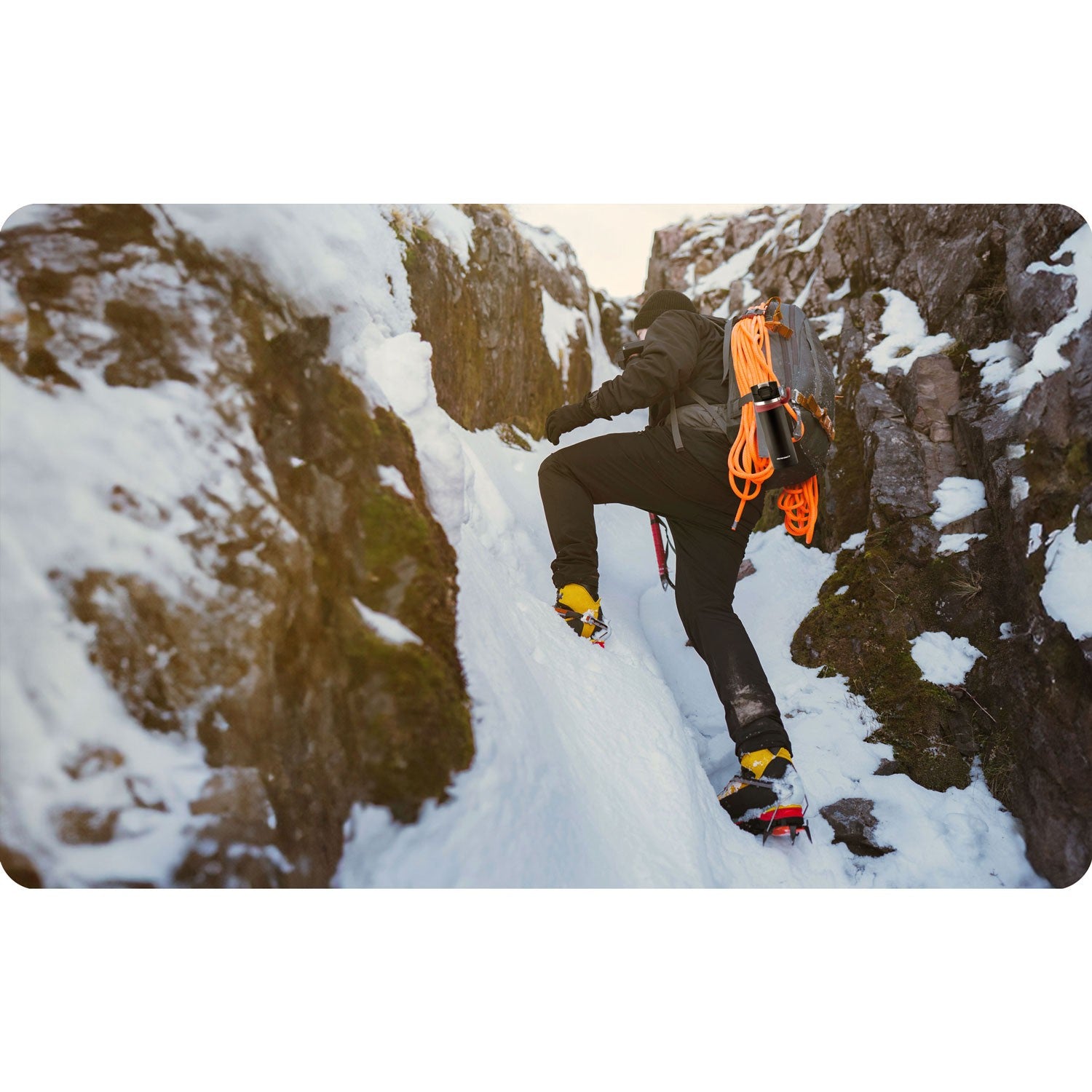 Vacuum thermos 450 ml BD-783 juoda