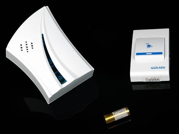 Belaidis pokalbis 150 m led melodija