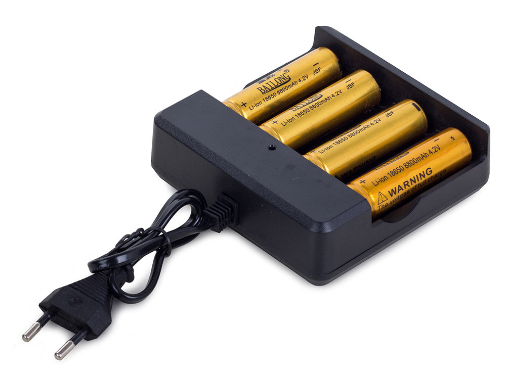 4x 18650 led akumuliatorių įkroviklis